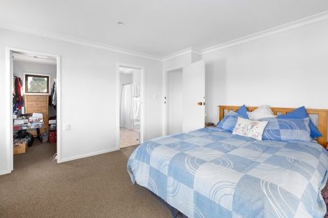 Photo of property in 16 Adela Stewart Drive West, Athenree, Waihi Beach, 3177