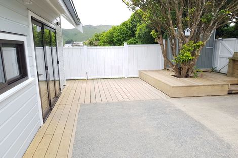 Photo of property in 118 The Ridgeway, Mornington, Wellington, 6021