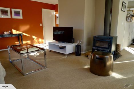 Photo of property in 175 Te Moana Road, Waikanae, 5036