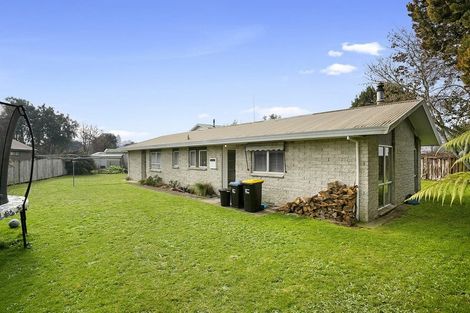 Photo of property in 3 Dickens Place, Leamington, Cambridge, 3432