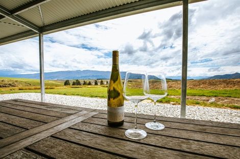 Photo of property in 138 Ruffell Road, Tarras, Cromwell, 9383