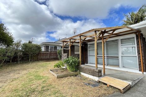 Photo of property in 1/4 Palm Court Drive, Glen Eden, Auckland, 0602