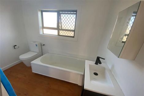 Photo of property in 62 Mclean Avenue, Papatoetoe, Auckland, 2025