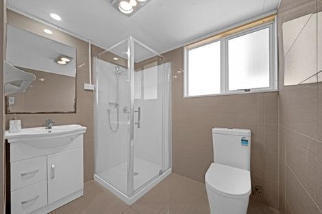 Photo of property in 296a Triangle Road, Massey, Auckland, 0614