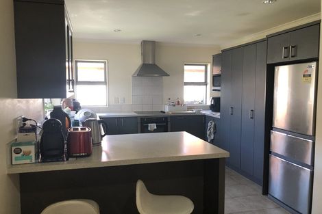 Photo of property in 2 Landmark Court, Huntington, Hamilton, 3210