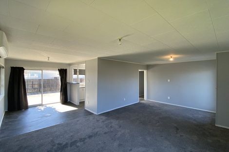 Photo of property in 60 Sharland Avenue, Manurewa, Auckland, 2102