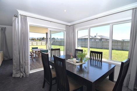 Photo of property in 8 Hartley Avenue, Carterton, 5713