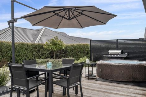 Photo of property in 4b Harakeke Drive, Wharewaka, Taupo, 3330