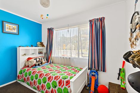 Photo of property in 49a Springs Road, Parakai, 0830