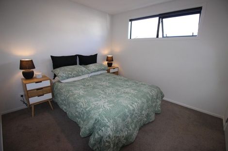 Photo of property in 1c Stott Avenue, Birkdale, Auckland, 0626