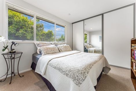 Photo of property in 46 Hinemoa Street, Birkenhead, Auckland, 0626