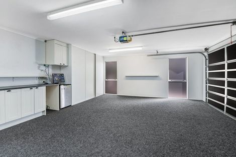 Photo of property in 1/4 Roberts Road, Matakatia, Whangaparaoa, 0930