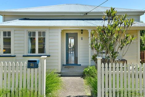 Photo of property in 31 Garfield Road, Helensville, 0800
