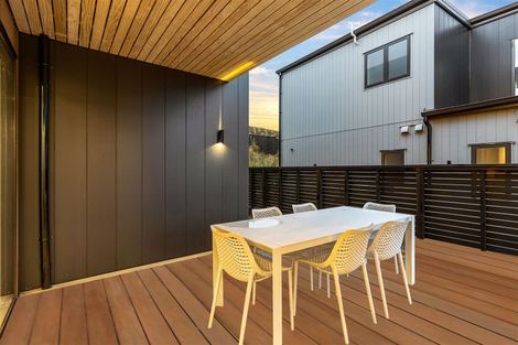 Photo of property in 8 Kumukumu Road, Long Bay, Auckland, 0630