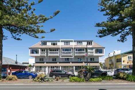 Photo of property in 247 Marine Parade, Napier South, Napier, 4110