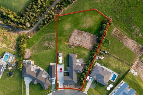 Photo of property in 14 Awatiro Drive, Kaukapakapa, 0871