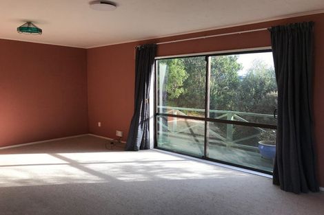 Photo of property in 30 Dominica Crescent, Grenada Village, Wellington, 6037