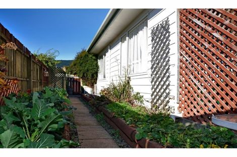 Photo of property in 9a Polstead Road, Stoke, Nelson, 7011