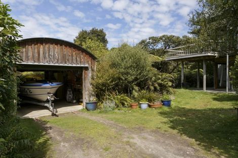 Photo of property in 71 Hauraki Terrace, Pukawa Bay, Turangi, 3381