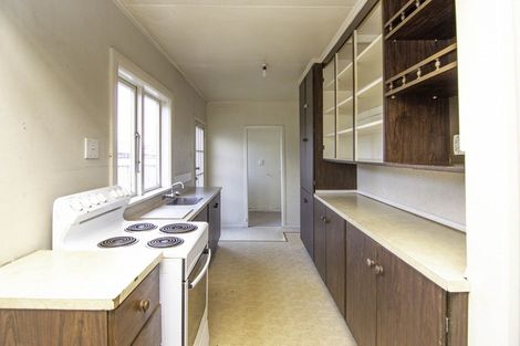 Photo of property in 64 Lyndhurst Street, Takaro, Palmerston North, 4412