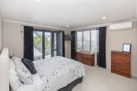 Photo of property in 64b Holly Road, St Albans, Christchurch, 8014