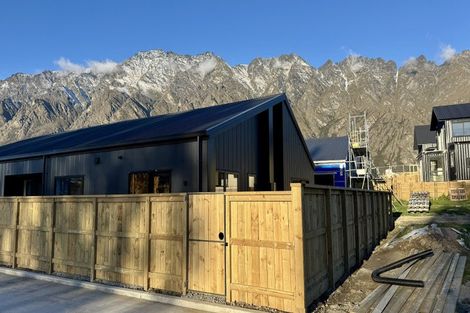 Photo of property in 4 Forage Road, Jacks Point, 9371