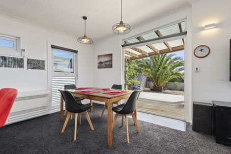 Photo of property in 41 Punga Street, Tangimoana, 4822
