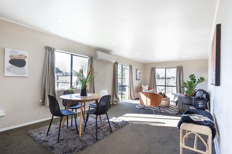 Photo of property in 48a Benmore Avenue, Cloverlea, Palmerston North, 4412