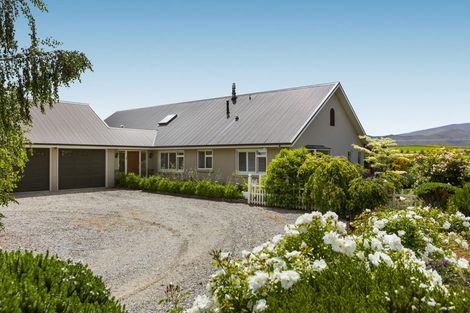 Photo of property in 448 Letts Gully Road, Letts Gully, Alexandra, 9393
