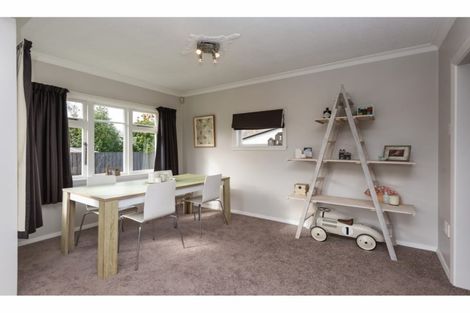 Photo of property in 220 Knowles Street, St Albans, Christchurch, 8052