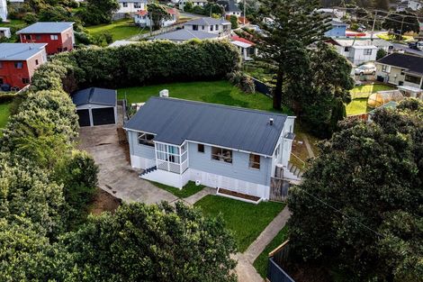 Photo of property in 4 Taupiri Crescent, Titahi Bay, Porirua, 5022
