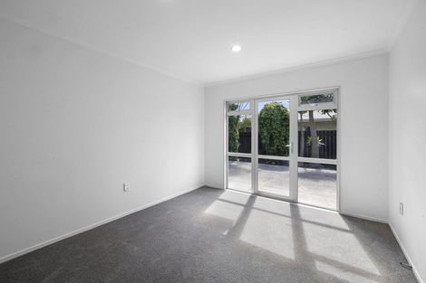 Photo of property in 150 Carrington Street, Lower Vogeltown, New Plymouth, 4310