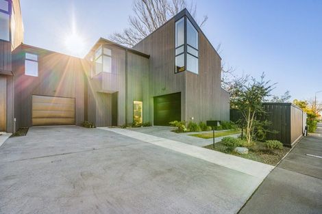 Photo of property in 93 Innes Road, St Albans, Christchurch, 8052