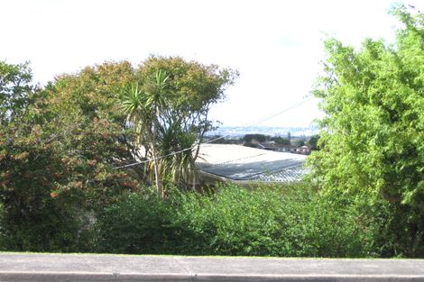 Photo of property in 89 Sunset Road, Totara Vale, Auckland, 0632