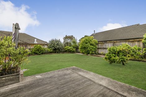 Photo of property in 23 Castlehill Court, Wattle Downs, Auckland, 2103