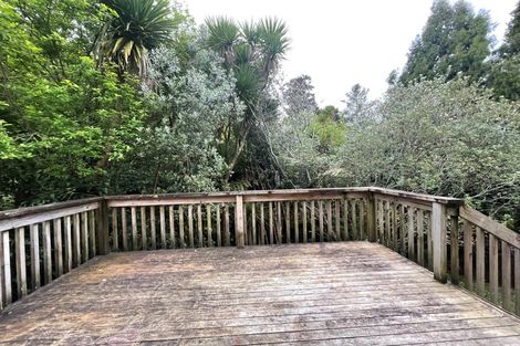 Photo of property in 4 Eastglen Road, Glen Eden, Auckland, 0602