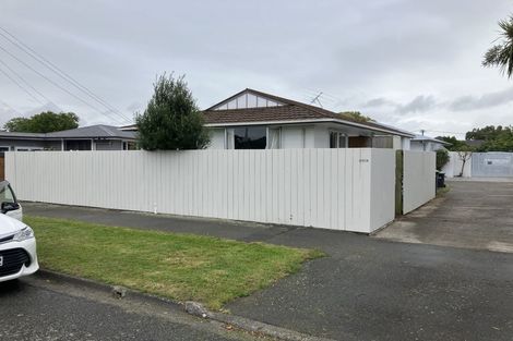 Photo of property in 1/219 Greers Road, Bryndwr, Christchurch, 8053