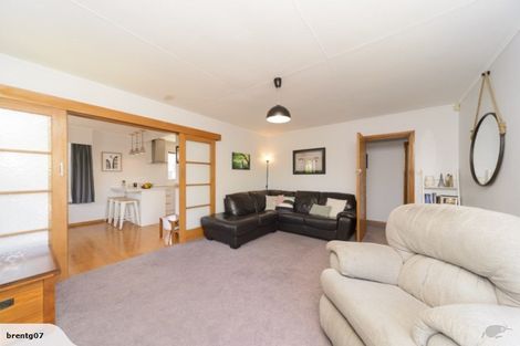 Photo of property in 22 Akaroa Avenue, Awapuni, Palmerston North, 4412