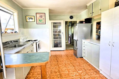 Photo of property in 5 Bush Street, Paeroa, 3600