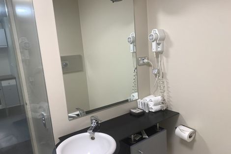 Photo of property in St Pauls Apartments, 99/43 Mulgrave Street, Thorndon, Wellington, 6011