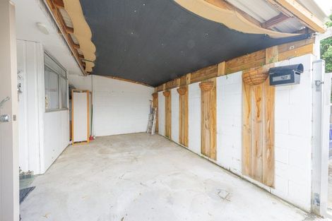 Photo of property in 29k Springs Road, Parakai, 0830