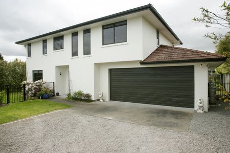 Photo of property in 2/17 Rainbow Drive, Rainbow Point, Taupo, 3330