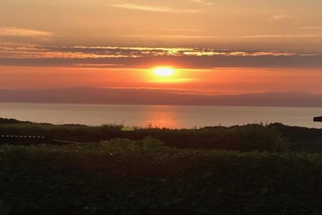 Photo of property in 1 Peregrine Place, Kinloch, Taupo, 3377