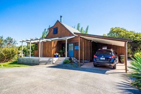 Photo of property in 22 Oturu Place, Tutukaka, Whangarei, 0173