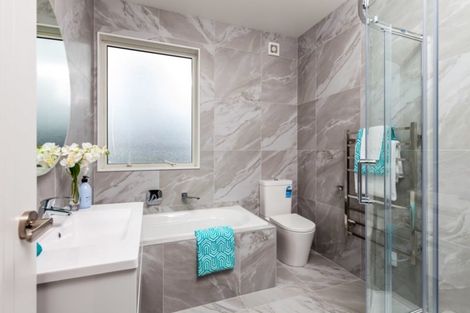 Photo of property in 16 Ketu Court, Albany Heights, Auckland, 0632