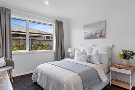 Photo of property in 42 Koura Drive, Rangiora, 7400