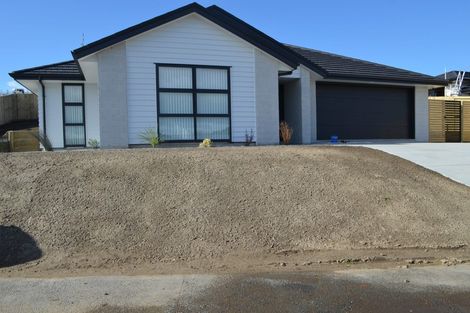 Photo of property in 10 Herring Place, Omokoroa, 3114