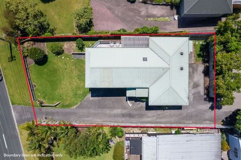 Photo of property in 35 Tindalls Bay Road, Tindalls Beach, Whangaparaoa, 0930