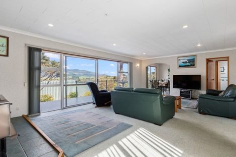 Photo of property in 27 Point Street, Raglan, 3225
