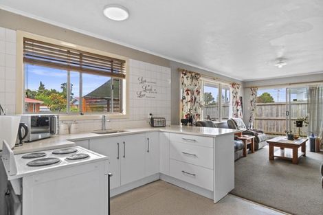 Photo of property in 11a Anthony Crescent, Bader, Hamilton, 3206